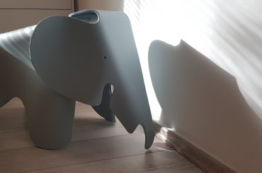 Eames elefánt: gyermekbútor, játék, dizájntárgy, gyűjtői darab