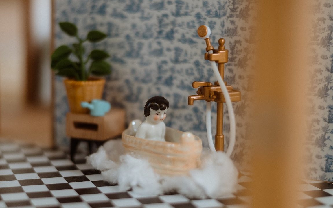 Baba a kádban, avagy ne öntsük ki a vízzel együtt a gyereket is